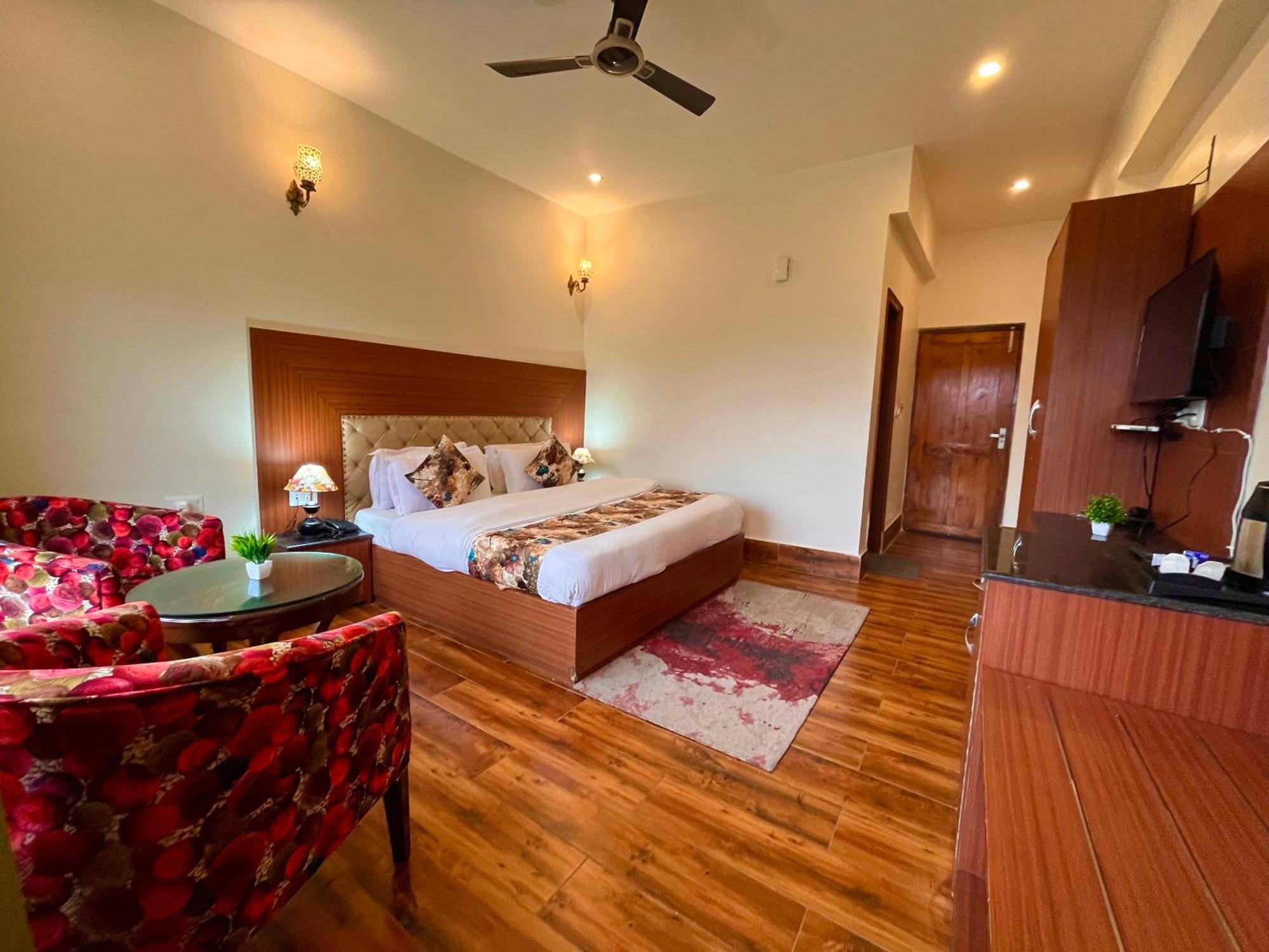 The Kempty Osasis - A Boutique Resort With Scenic Mountain View In Mussoorie Exterior photo
