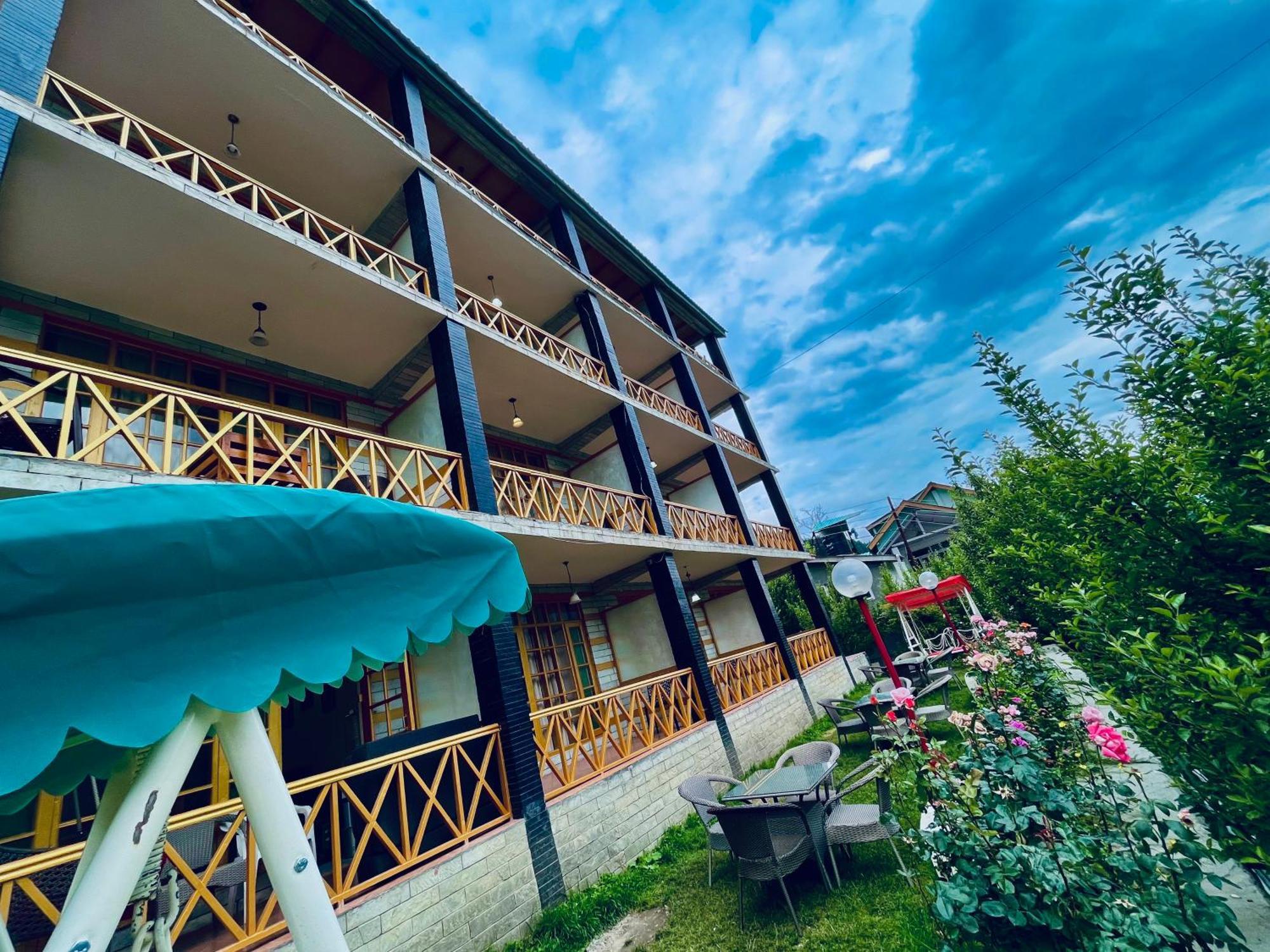 The Kempty Osasis - A Boutique Resort With Scenic Mountain View In Mussoorie Exterior photo
