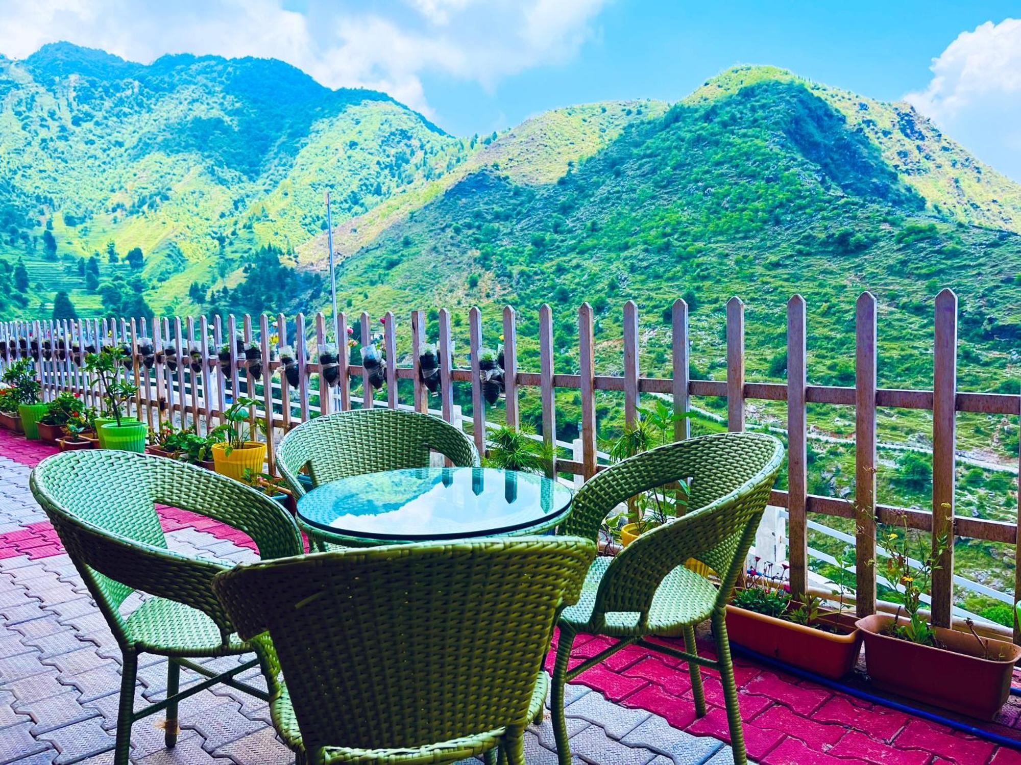 The Kempty Osasis - A Boutique Resort With Scenic Mountain View In Mussoorie Exterior photo